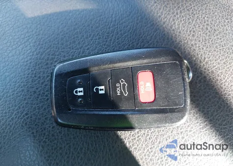 2020 Toyota Highlander Xle z USA, uszkodzony, nr VIN 5TDGZRBH1LS037636